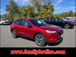 New 2026 Ford Escape ST-Line w/ Tech Pack #1 video 1
