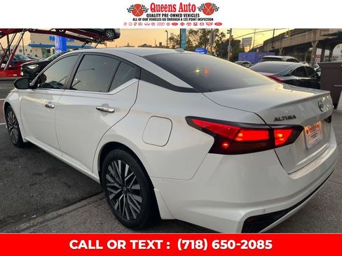Used 2024 Nissan Altima 2.5 SV image 4