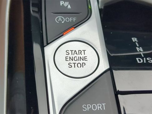 Certified 2024 BMW 230i Coupe w/ Convenience Package image 28