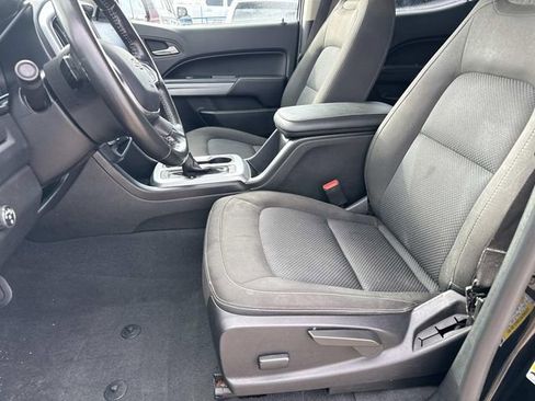 Used 2019 Chevrolet Colorado LT w/ LT Convenience Package image 14