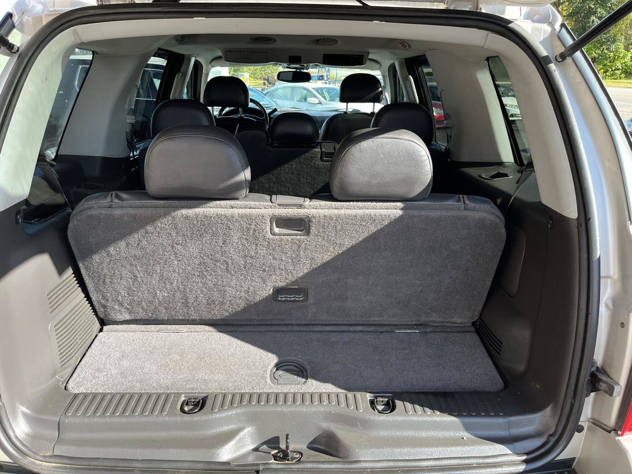 Used 2004 Ford Explorer Limited AWD/4WD image 7