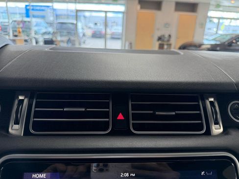 Used 2018 Land Rover Range Rover HSE image 14