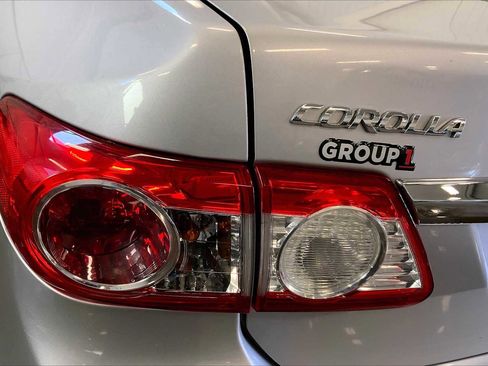 Used 2012 Toyota Corolla LE image 25