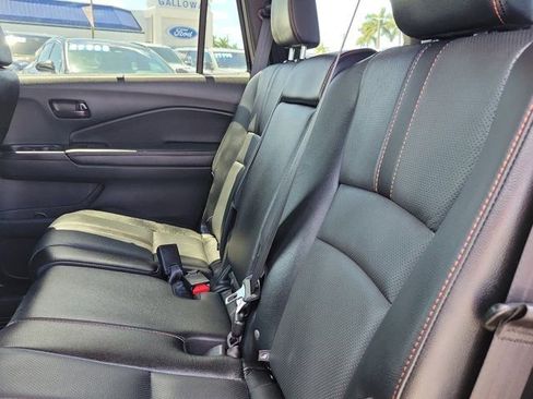 Used 2025 Honda Passport TrailSport image 17