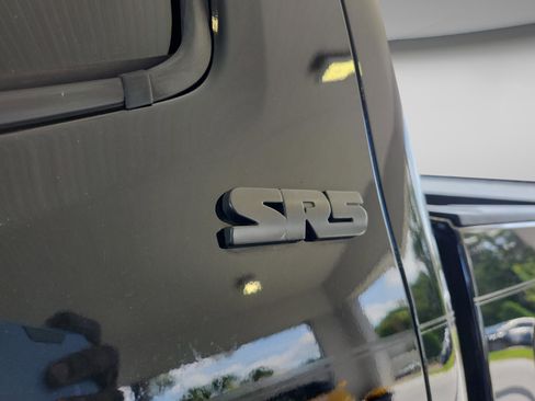 Used 2018 Toyota Tacoma SR5 RWD image 29