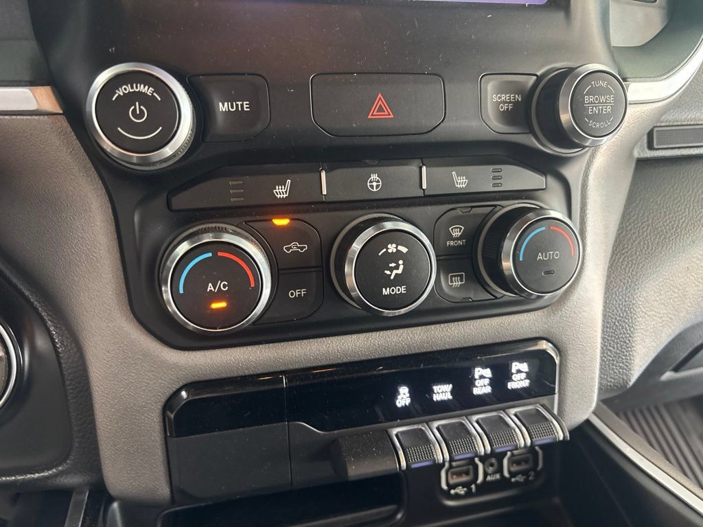 Used 2022 RAM 1500 Big Horn AWD/4WD image 24
