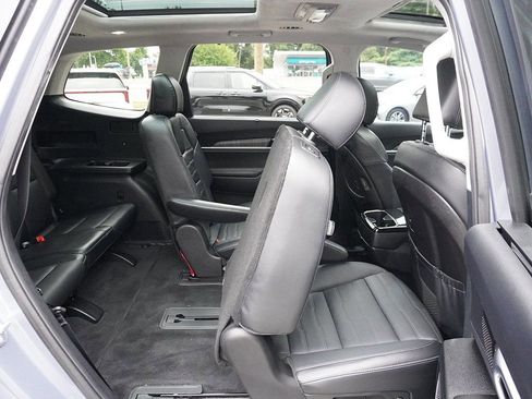 Used 2024 Kia Telluride SX Prestige AWD/4WD image 48