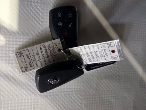 Used 2021 Buick Envision Preferred image 33