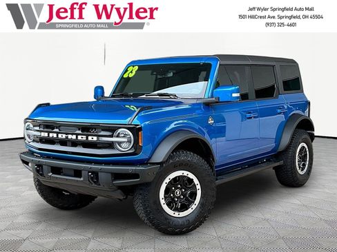 Used 2023 Ford Bronco Outer Banks w/ Sasquatch Package AWD/4WD image 1