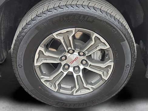Used 2025 GMC Sierra 1500 SLT AWD/4WD image 8