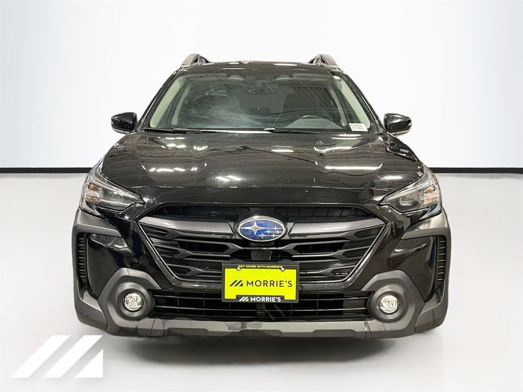 Used 2024 Subaru Outback Premium AWD/4WD image 2