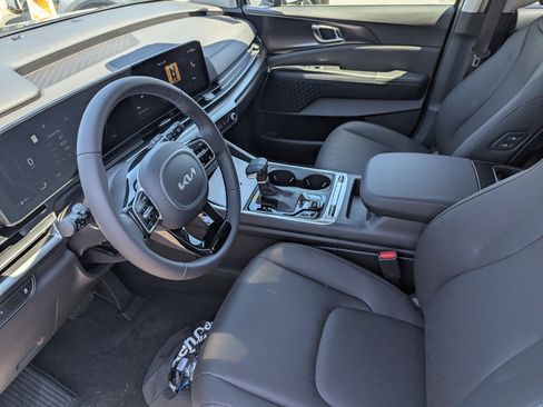 New 2026 Kia Carnival SX w/ SX Dark Edition Package image 19