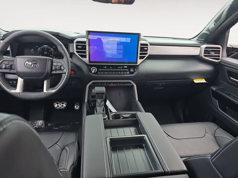 New 2026 Toyota Tundra Limited AWD/4WD image 10