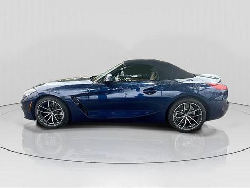 Used 2022 BMW Z4 sDrive30i w/ Convenience Package RWD image 4