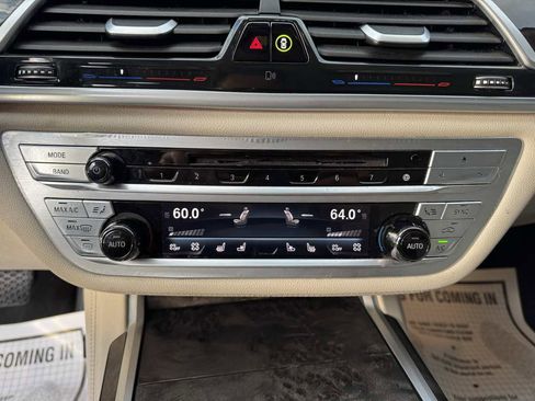 Used 2017 BMW 750i xDrive AWD/4WD image 17