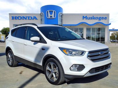 Used 2017 Ford Escape SE w/ SE Leather Comfort Package