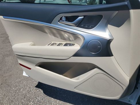 New 2026 Genesis G70 2.5T Prestige image 19