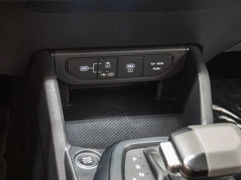 Used 2025 Kia K4 FWD image 18