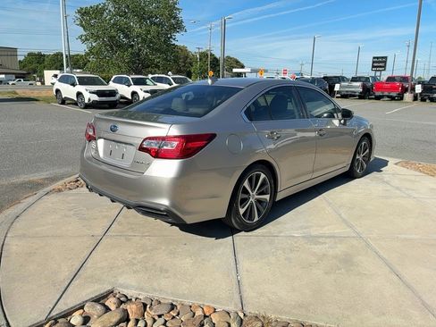 Used 2019 Subaru Legacy 2.5i Limited AWD/4WD image 6