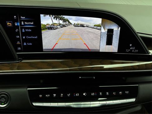 Certified 2024 Cadillac Escalade ESV Premium Luxury Platinum image 26