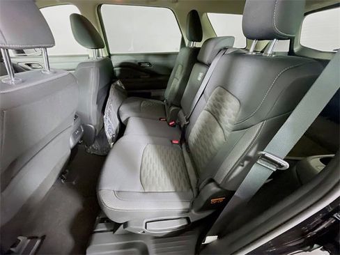 New 2025 Nissan Pathfinder SV image 14