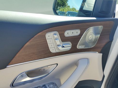 Certified 2026 Mercedes-Benz GLS 450 4MATIC image 14