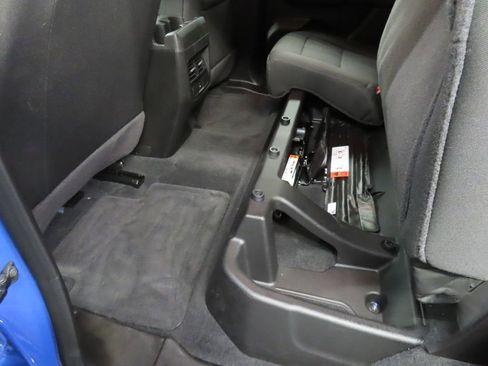 Used 2025 GMC Canyon Elevation image 45