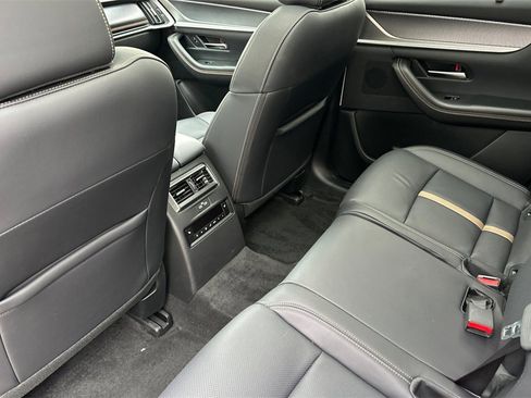 Certified 2025 MAZDA CX-70 Plug-In Hybrid w/ Premium Plus image 12