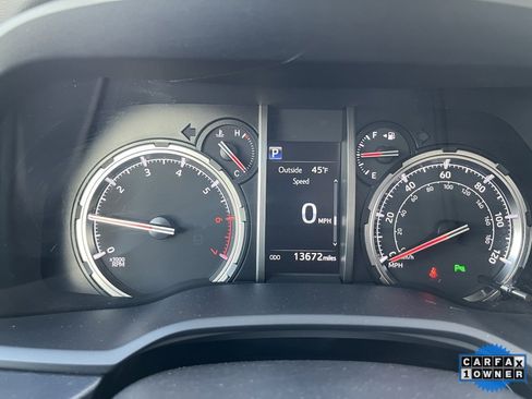 Certified 2024 Toyota 4Runner Limited image 24