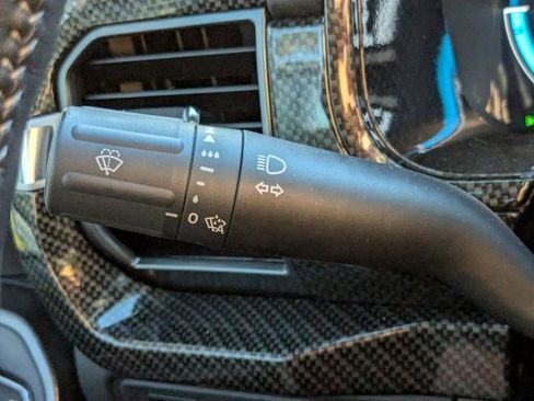 Used 2022 Ford F150 Lariat w/ Equipment Group 502A High image 6