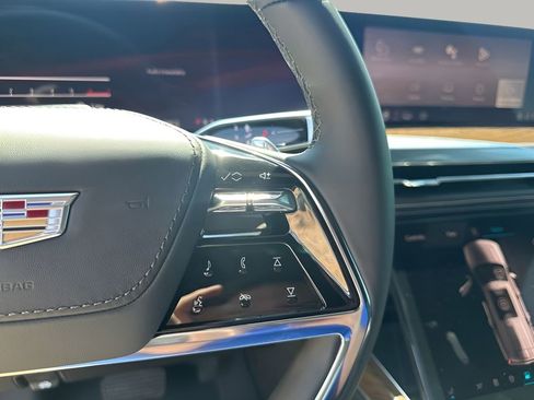 New 2026 Cadillac Escalade ESV Platinum Sport w/ LPO, ONYX Package AWD/4WD image 41