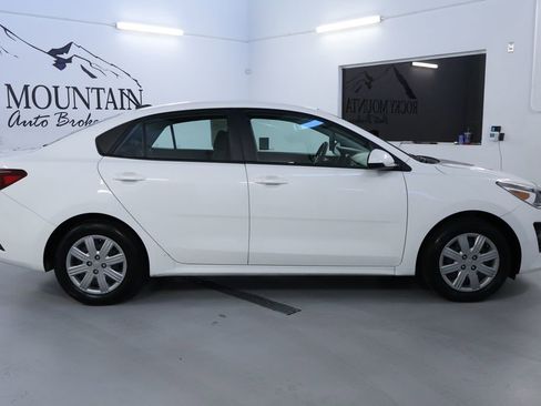 Used 2023 Kia Rio S image 8