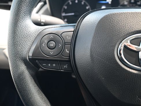 Used 2024 Toyota Corolla Cross L FWD image 18
