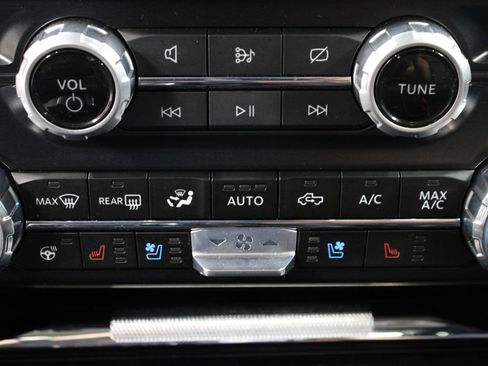 Used 2023 Ford F150 Lariat w/ Equipment Group 502A High AWD/4WD image 71
