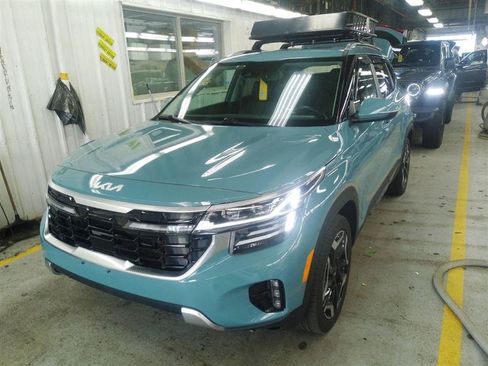 Used 2024 Kia Seltos SX w/ SX Sunroof Package AWD/4WD image 8