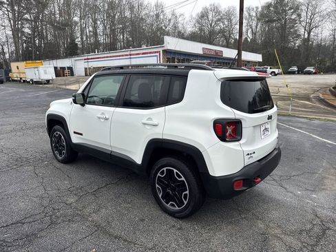 Used 2015 Jeep Renegade Trailhawk w/ Safety & Security Group I image 5