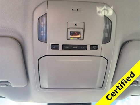 Used 2023 Toyota Highlander Platinum image 25