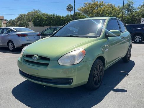Used 2011 Hyundai Accent GS image 16