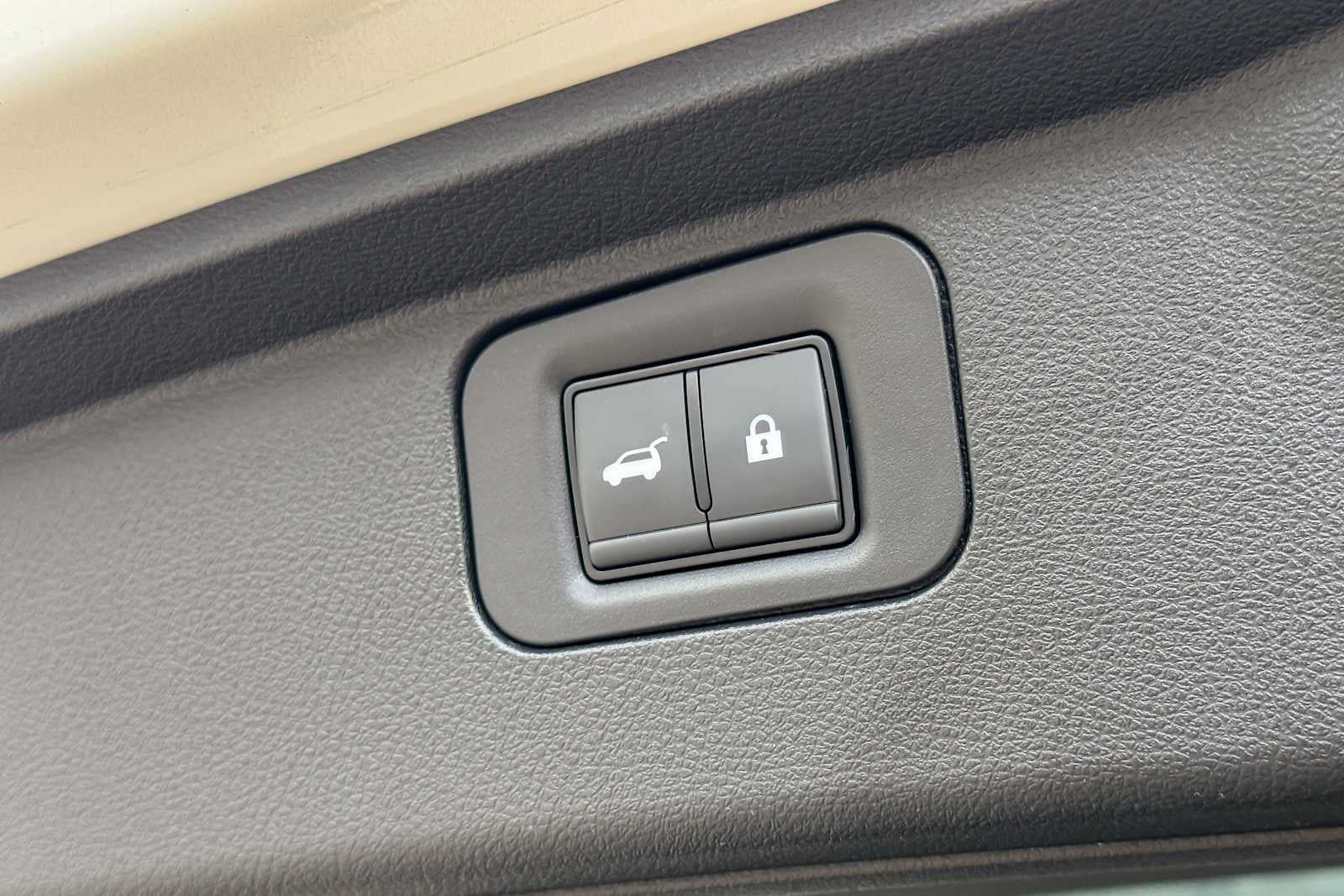 Certified 2026 Nissan Armada Platinum AWD/4WD image 13