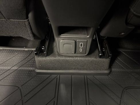 New 2026 Chevrolet TrailBlazer LT w/ Convenience Package FWD image 20