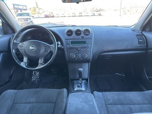 Used 2011 Nissan Altima 3.5 SR image 12