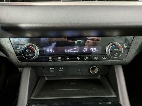 Used 2025 Mitsubishi Outlander SE AWD/4WD image 21