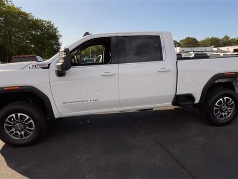 New 2025 GMC Sierra 3500 SLE w/ SLE Value Package image 5