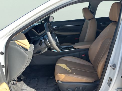 Used 2023 Hyundai Sonata Limited w/ Cargo Package FWD image 20