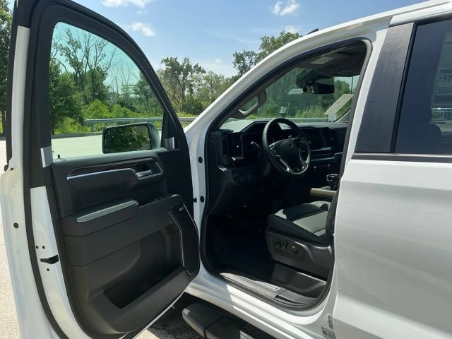 New 2026 Chevrolet Silverado 1500 RST w/ Safety Package AWD/4WD image 16