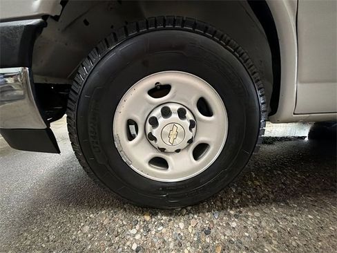 Certified 2020 Chevrolet Express 2500 w/ Driver Convenience Package image 10