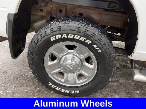 Used 2016 RAM 2500 SLT image 37