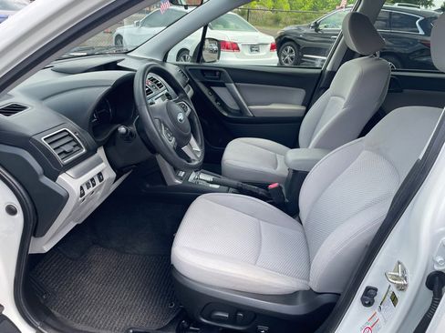 Used 2017 Subaru Forester 2.5i Premium AWD/4WD image 12