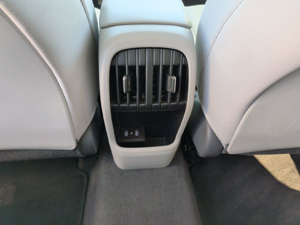 Used 2024 Hyundai Kona SEL AWD/4WD image 18