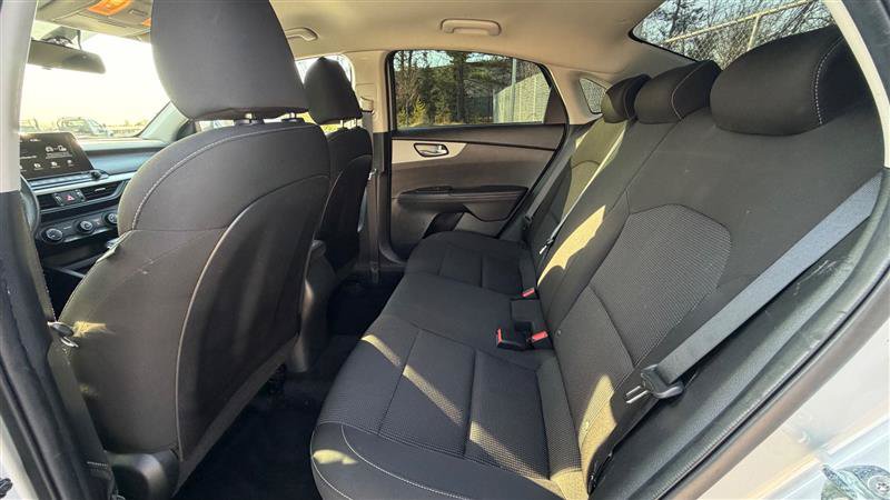 Used 2021 Kia Forte LXS FWD image 13